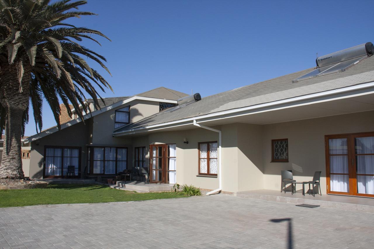 סווקופמונד Kramersdorf Guesthouse מראה חיצוני תמונה